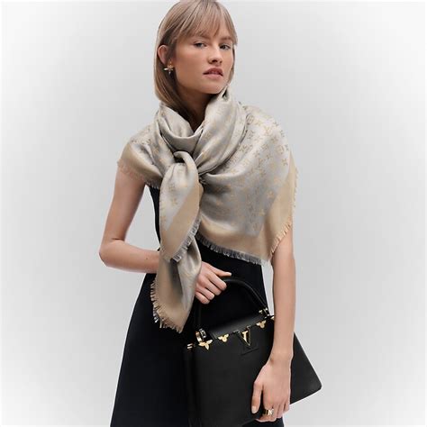 louis vuitton shine shawl beige|louis vuitton so shine shawl.